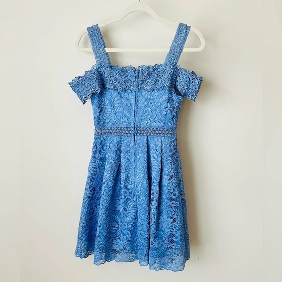 Francesca’s Off the Shoulder Lace Dress - NWT - Size XS - Picture 8 of 13